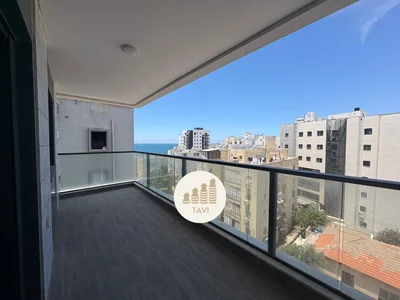 Dzielnica mieszkaniowa Le pied a terre ideal vue mer