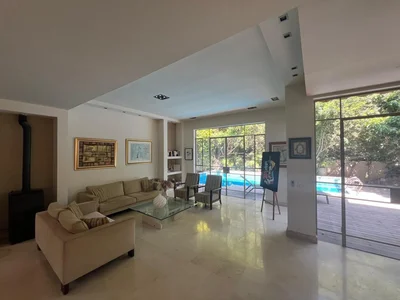 Barrio residencial Magnifique villa construite sur 4 niveaux avec piscine a vendre au coeur de raanana