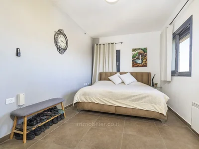 Residential quarter Immeuble neuf arnona 5 pieces