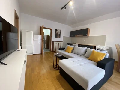 Wohnviertel Stan 68 m² na Izdavanje – Zagorič, Podgorica