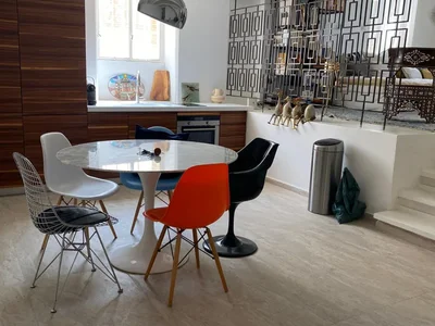 Dzielnica mieszkaniowa Magnifique duplex avec jardin a louer