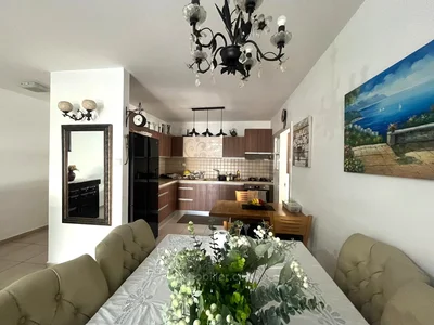 Residential quarter Agreable bel appartement bien agence calme dans rue calme dans un bel immeuble endroit calme projet de qualite spacieux