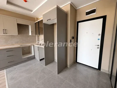 Complexe résidentiel Appartements 1+1 prêts à emménager à Mezitli, Mersin dans un complexe avec piscine et infrastructures