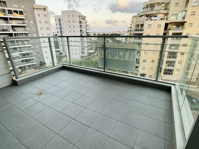 Wohnviertel Dans un immeuble neuf