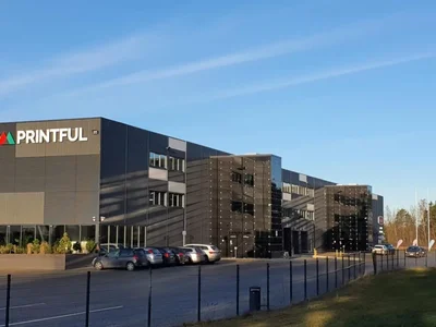 Commerce Lidostas Parks