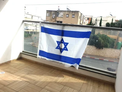 Wohnviertel 3 pieces balcon parking