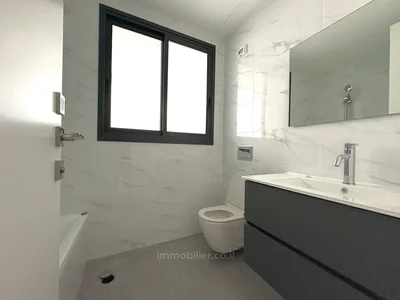 Residential quarter Magnifique 5 pieces situe a 5 mn du bd nordo