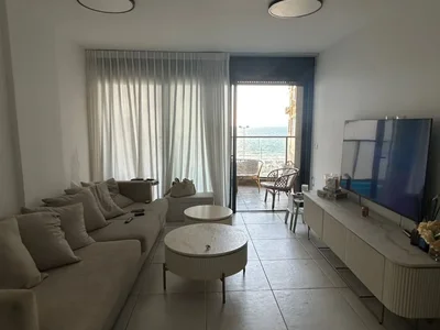 Residential quarter A vendre superbe appartement 4 pieces en deuxieme ligne de mer avec vue mer