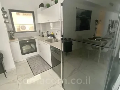 Residential quarter Avec terrasse dans un bel immeuble investi au centre proche de la mer a ne pas manquer clair bel appartement magnifique