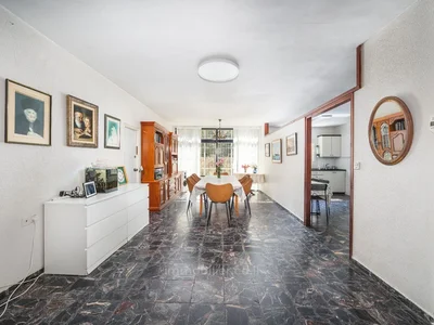 Wohnviertel Unique magnifique rdj avec 245m2 dexterieurs