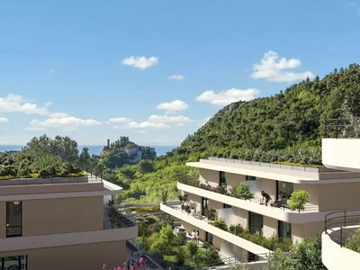 Zespół mieszkaniowy First class residential complex with swimming pools surrounded by greenery and with sea views, Eze, Cote d'Azur, France