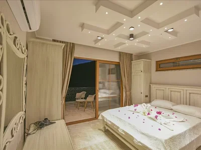Zespół mieszkaniowy Furnished villa with swimming pools abd a spa area, Kalkan, Turkey