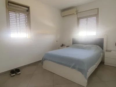 Quartier résidentiel Idéal investissement / pied-à-terre – 5 pièces à vendre, proche de toutes commodités, youd guimel, ashdod