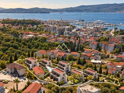Residential complex Exclusive townhouses in Tivat
