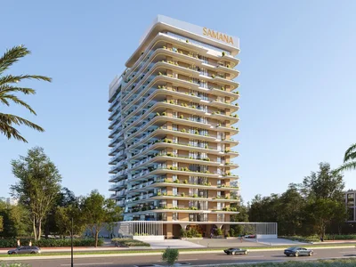 Wohnanlage Apartments in the new high-rise residence Bayz 102 with pools, parks and a tennis court next to Burj Khalifa, the Business Bay area, Dubai