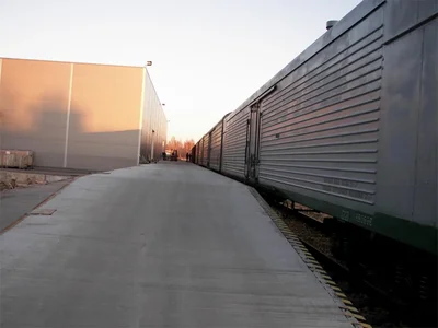 Comercio Rolands S warehouses