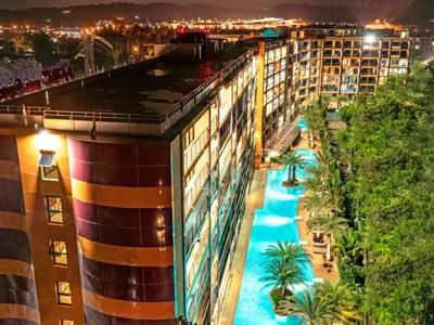 Zespół mieszkaniowy Mai Khao Beach Condotel