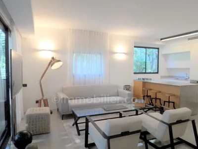 Residential quarter Sublime 4 piEces avec grand balcon proche gordon