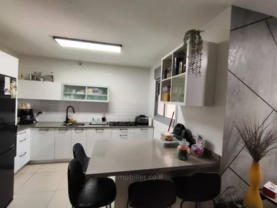 Wohnviertel Quartier city un duplex 4 pieces