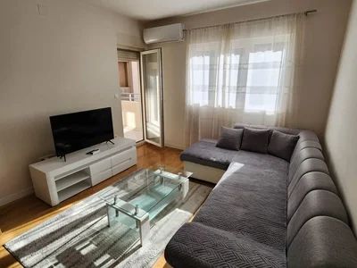 Barrio residencial Stan 47 m² na Prodaju – Central Point, Podgorica