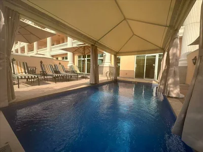 Complejo residencial Luxury complex of furnished apartments Kempinski Residences with a 5-star hotel and a private beach, Palm Jumeirah, Dubai, UAE
