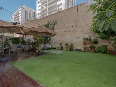 Residential quarter Appartement rez de jardin unique de 3 pieces a harish