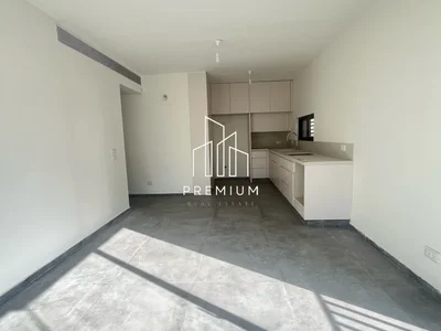 Quartier résidentiel Un appartement récemment construit, idéalement situé, à quelques pas de la plage et du centre-ville dynamique de tel aviv.