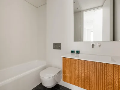 Жилой квартал Au centre avec terrasse bon emplacement dans rue calme renove