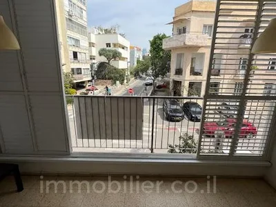 Dzielnica mieszkaniowa Grand 5 pieces avec balcon a renover proche mer