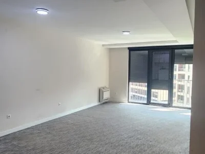 Wohnviertel Stan 80 m² na Izdavanje – Capital Plaza, Podgorica
