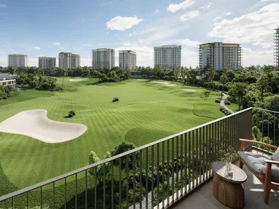 Complexe résidentiel New Golf Dale Residence with a golf course, swimming pools, and a clubhouse, Emaar South, Dubai, UAE