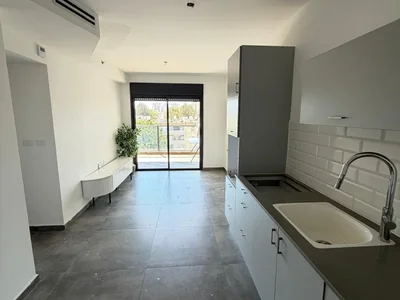 Wohnviertel A ne pas rater appartement de 4 pieces a louer proche de toutes commodites dans un bel immeuble quartier bet ashdod