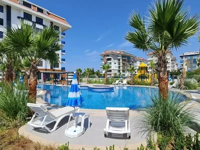 Zespół mieszkaniowy Apartament 2+1 w kompleksie Emarine Residence na pierwszej linii brzegowej.