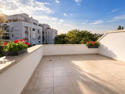 Dzielnica mieszkaniowa 4 piEces centre ville terrasse soucca vue dEgagEe