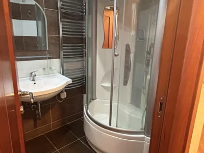 Wohnviertel Stan 55 m² na Izdavanje – Centar, Podgorica