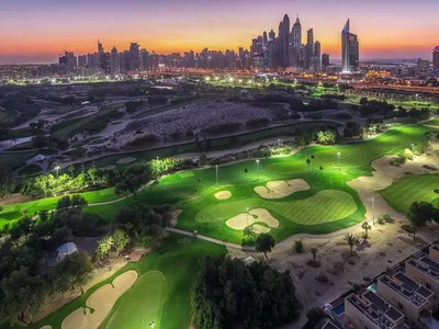 Wohnanlage New residence Golf Views Seven City with swimming pools, a shopping mall and a co-working area, JLT, Dubai, UAE
