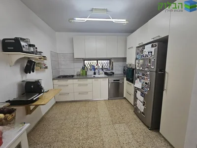 Wohnviertel Appartement 3 pieces quartier rambam rue itamar ben avi rishon lezion