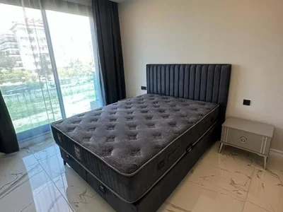 Zespół mieszkaniowy Apartament 2+1 w kompleksie Emarine Residence na pierwszej linii brzegowej.