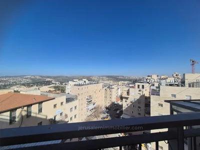Barrio residencial Produit rare balcon souccah vue ouverte et etage eleve a jerusalem jerusalem immobilier 026786595