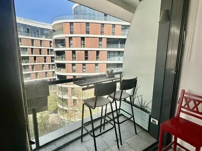 Residential quarter Emplacement ideal 2 pieces entierement meuble a louer florentine tel aviv