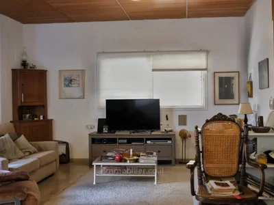 Quartier résidentiel À vendre | appartement 2 pièces avec beaux volumes – rue shalom aleichem, tel-aviv