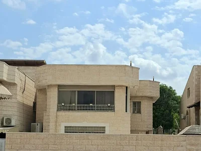 Barrio residencial A ne pas manquer grande villa de 7 pieces a vendre 1ere ligne de mer youd alef ashdod