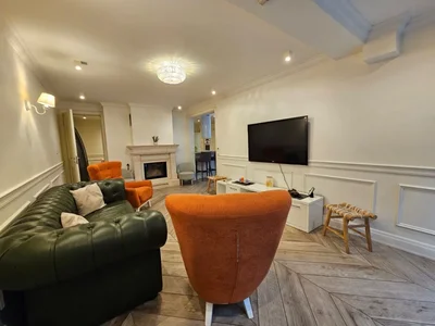 Wohnviertel Stan 147 m² na Izdavanje – Gorica C, Podgorica