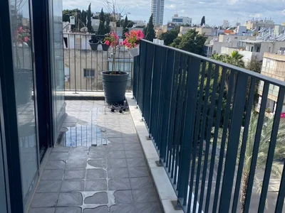 Wohnviertel Au centre avec terrasse haut standing