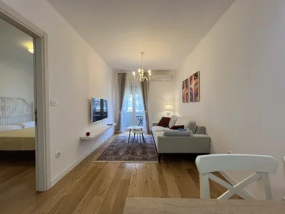 Wohnviertel Stan 42 m² na Izdavanje – Central Point, Podgorica