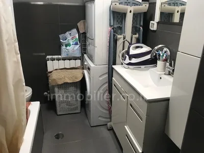 Dzielnica mieszkaniowa Appartement entierement renove de 4 pieces 84m2 ramot alef jerusalem