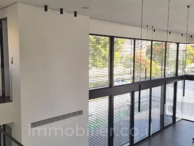 Residential quarter A ne pas manquer agreable bien agence bon emplacement clair dans rue calme grand grand jardin investi luxueux magnifique neuf spacieux
