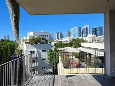 Quartier résidentiel Rothschild – sublime immeuble de 187 m² avec magnifique terrasse
