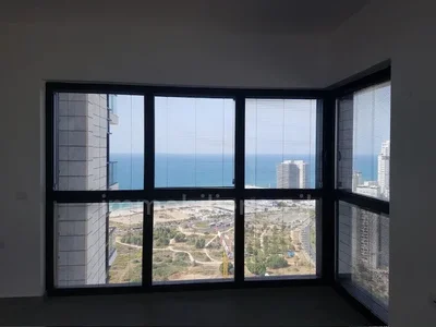 Quartier résidentiel Sublime 4 pièces avec terrasse face à la mer