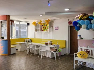 Comercio Commerical space of  87m2, Krivi most